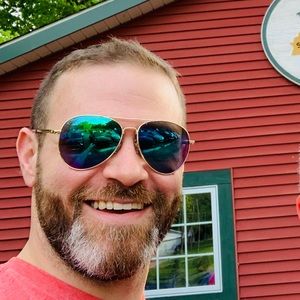 Meet your Posher, Justin